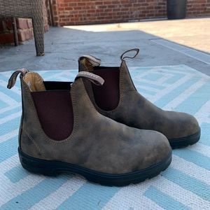 Blundstone 585 brown chelsea boots, AUS size 4.5